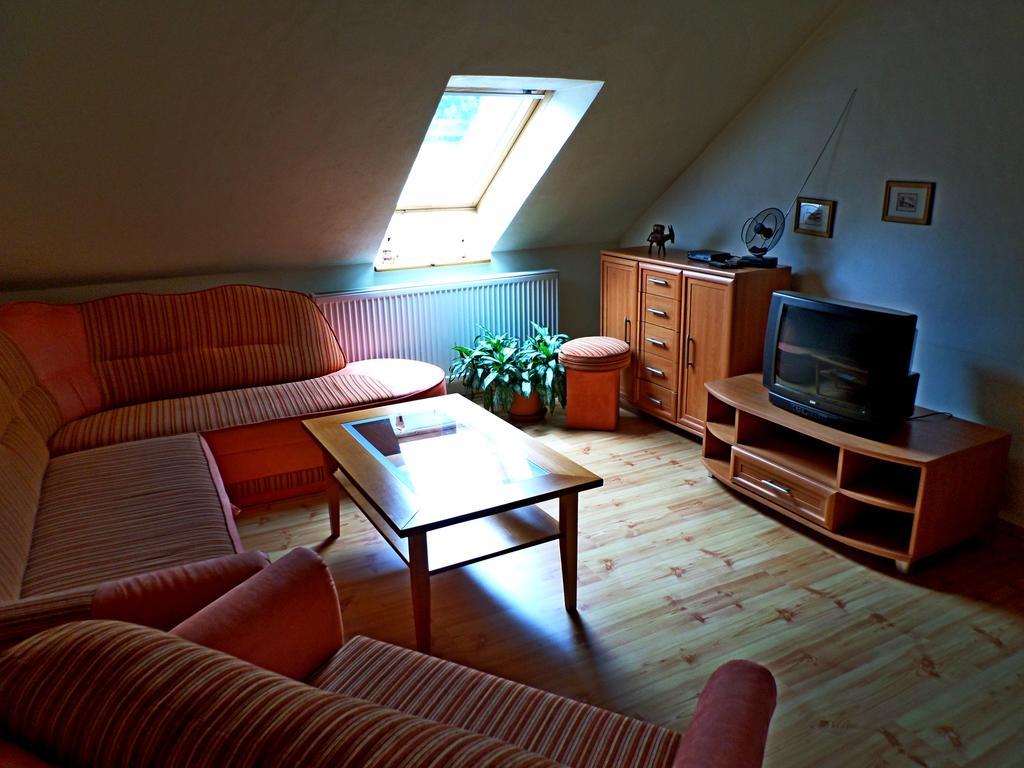 Apartmany Anna Bešeňová Rum bild