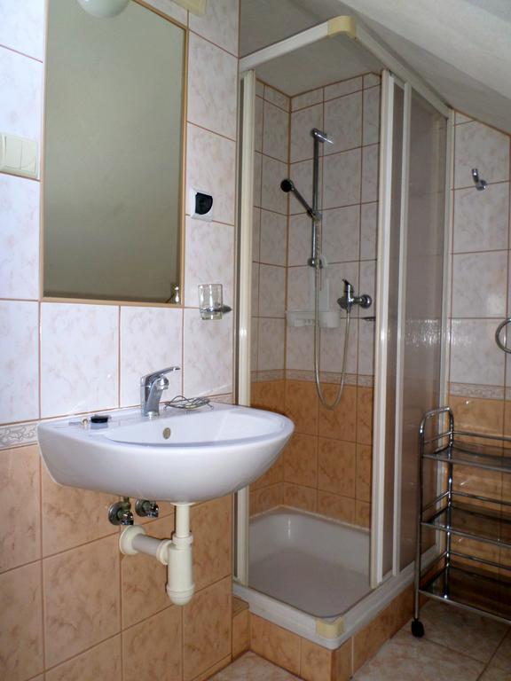 Apartmany Anna Bešeňová Rum bild
