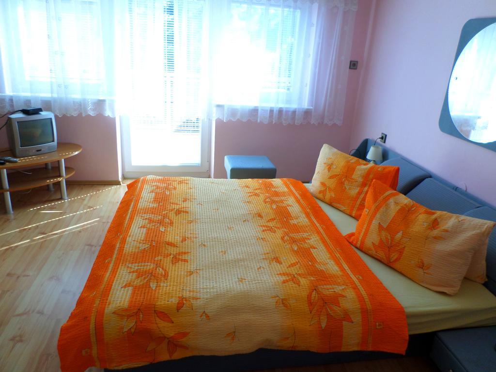 Apartmany Anna Bešeňová Rum bild