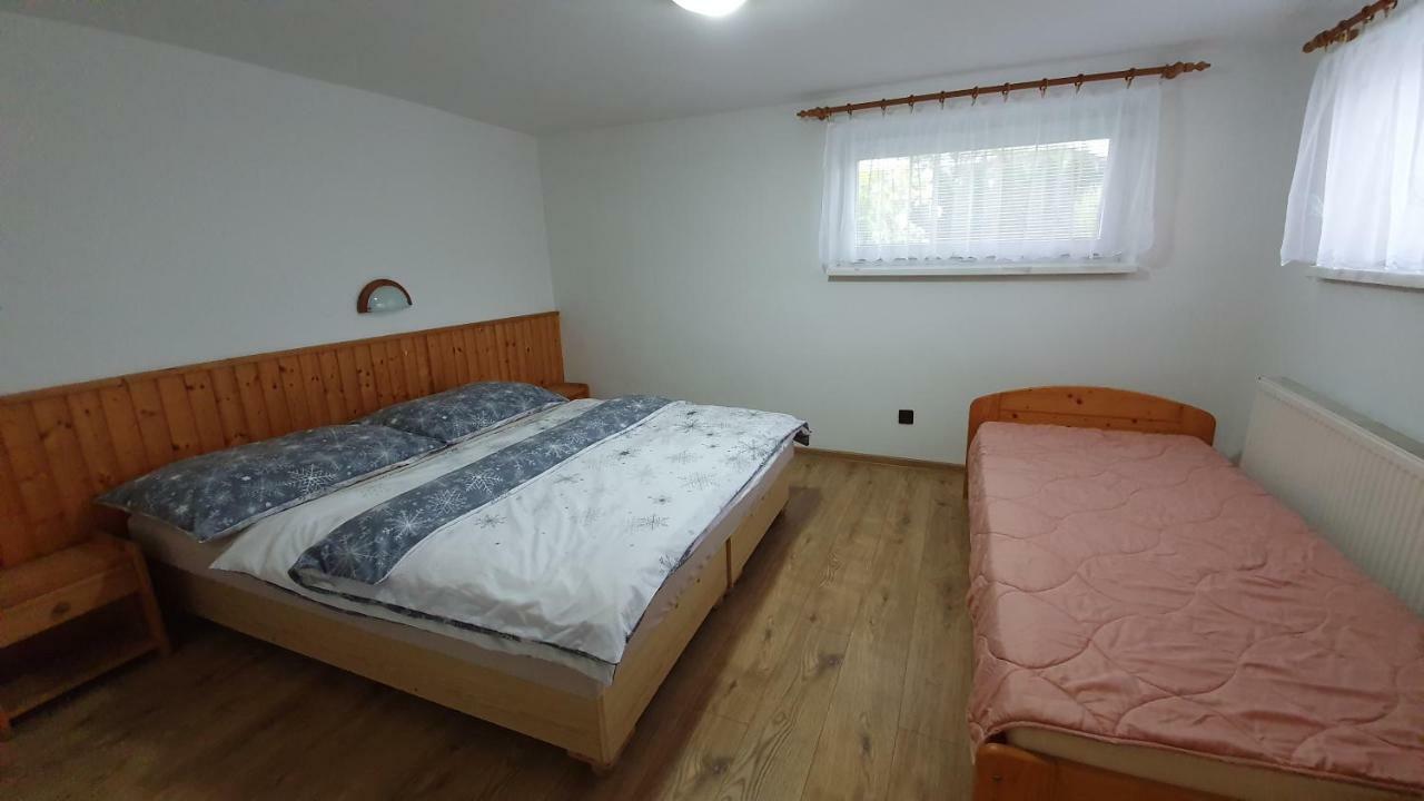 Apartmany Anna Bešeňová Exteriör bild
